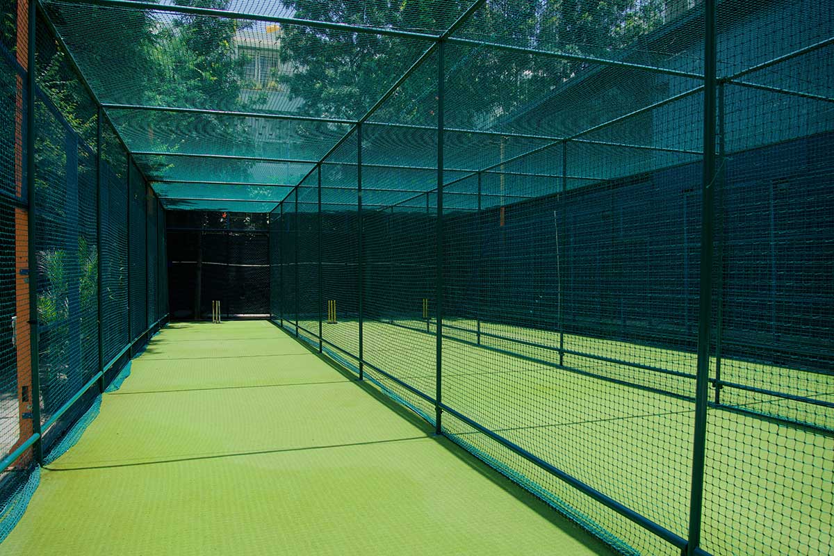 Thermal screen netting installed inside a polyhouse structure