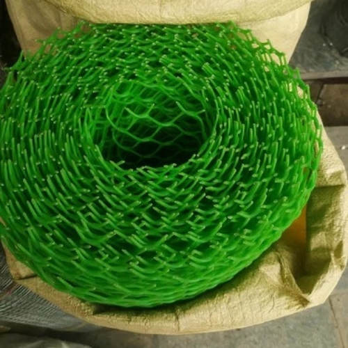 Tiered silkworm rearing racks fitted with bed netting